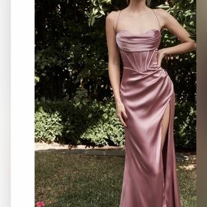 Lady Black Tie YVETTE GOWN -MAUVE